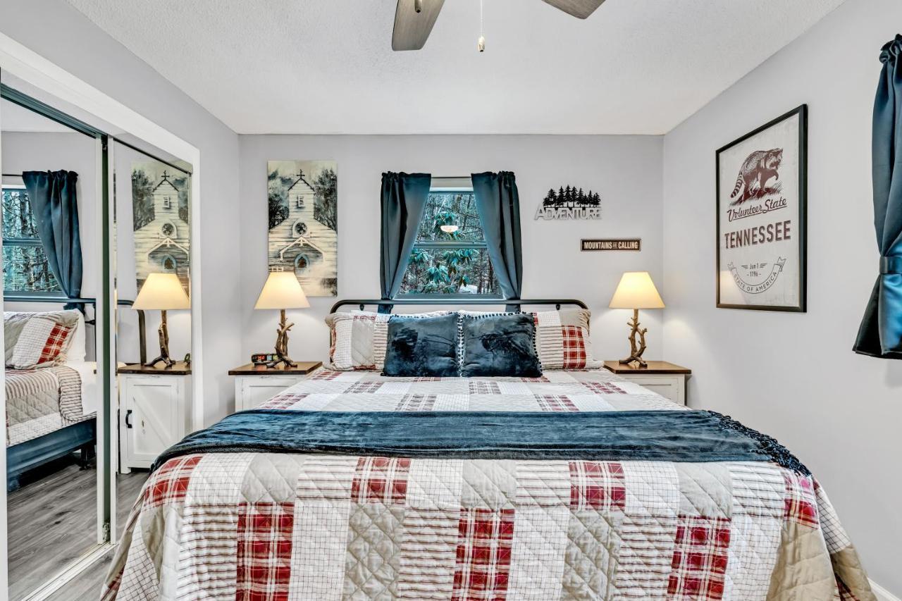 The Cozy Cove, Hot Tub, Wifi, 1089 Free Tickets Each Paid Day, Dollywood And More セバービル エクステリア 写真