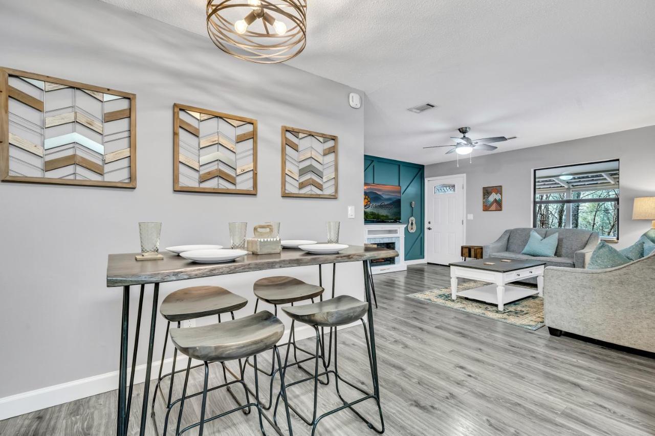 The Cozy Cove, Hot Tub, Wifi, 1089 Free Tickets Each Paid Day, Dollywood And More セバービル エクステリア 写真